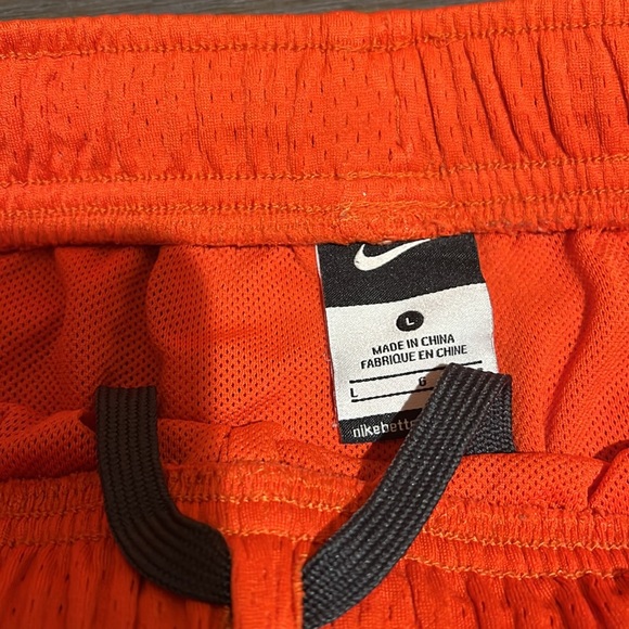 Nike boys active shorts, EUC - Picture 4 of 4